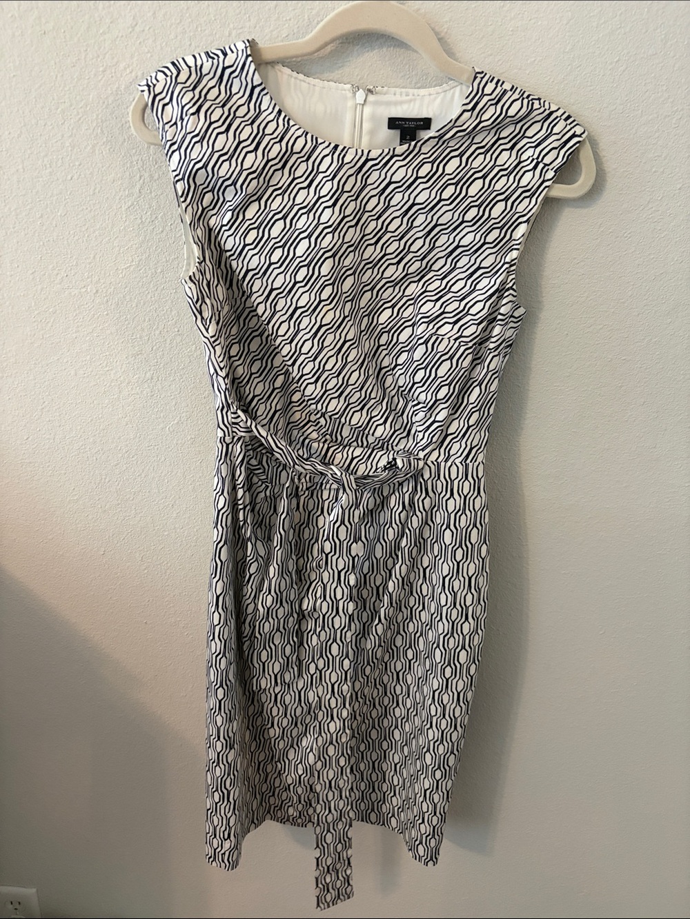 Ann Taylor White Dress with Navy Geometric Print and Tie Belt